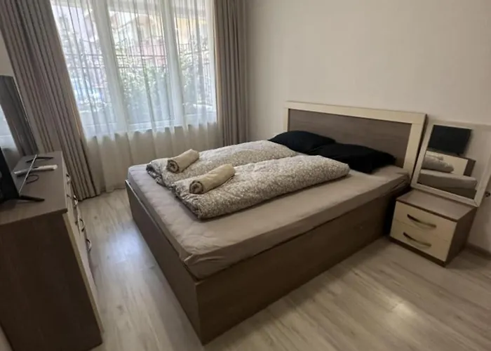 The Last Dollar アパート